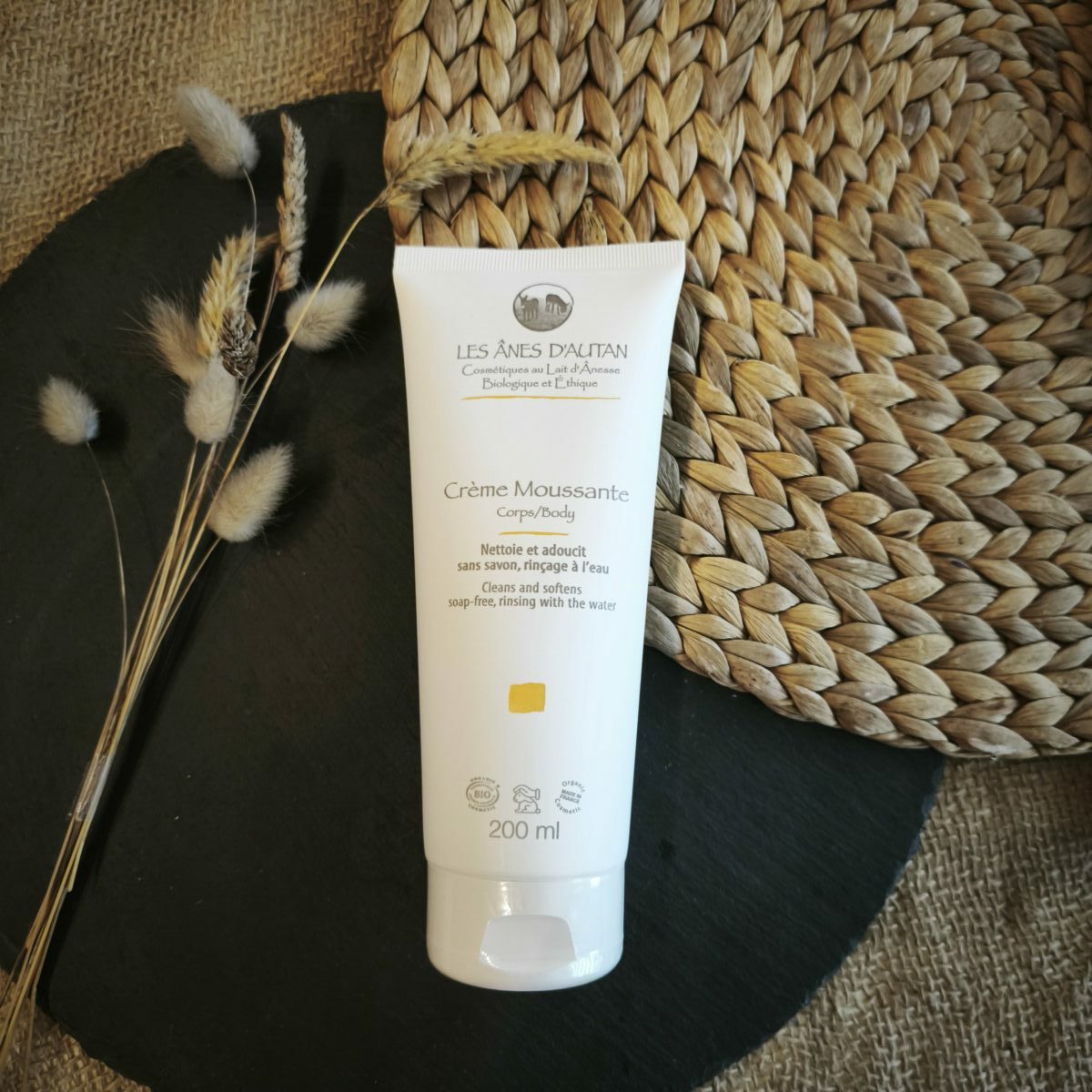 crème moussante au lait d'anesse